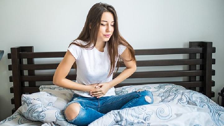 为什么上了年纪的女性容易患老年性阴道炎？