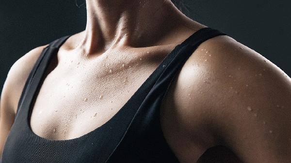 冠心病吃饭时出汗怎么回事