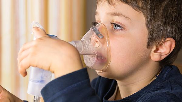 新生儿肺炎用呼吸机是不是很严重