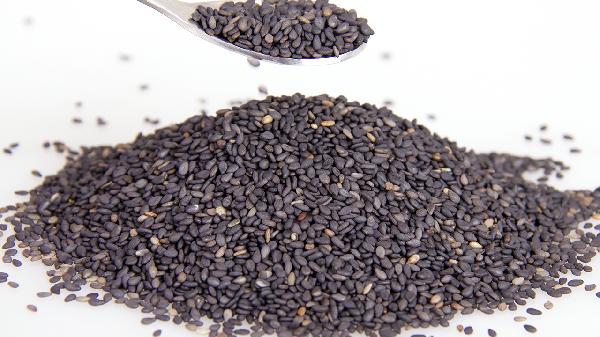 吃黑芝麻对脱发有用吗