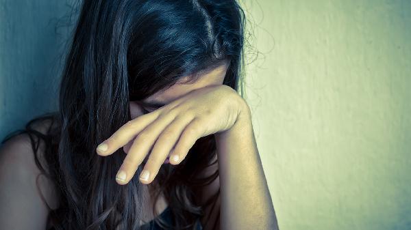 贫血口唇苍白怎么补