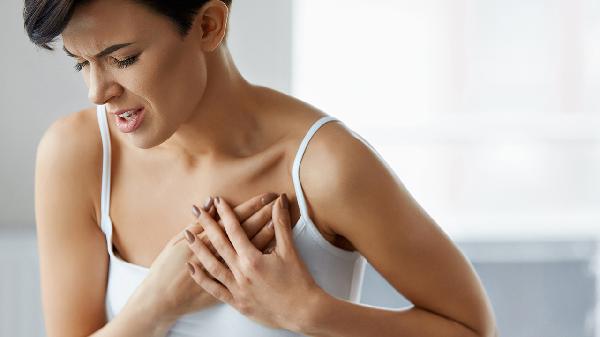 室缺易引起感染性心内膜炎如何治疗