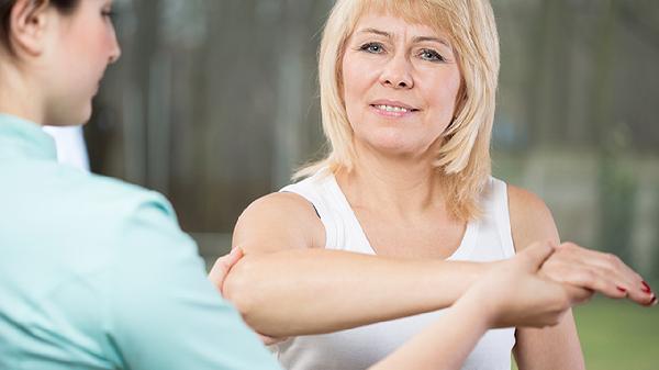 颅缝骨化症的原因及治疗方法有哪些