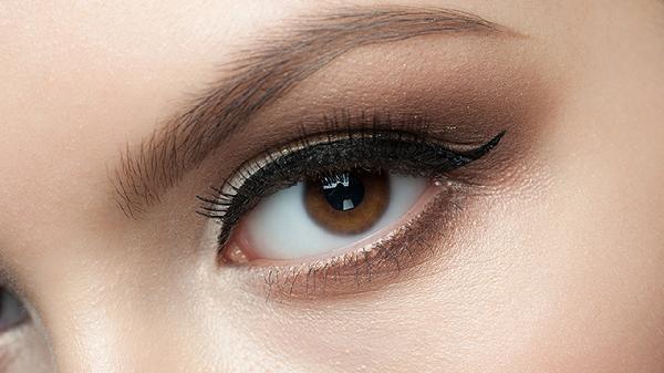 一只眼上眼皮肿的原因有哪些 三种因素要认清