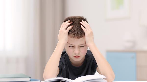 生长激素缺乏症状有哪些 发育迟缓症状很突出