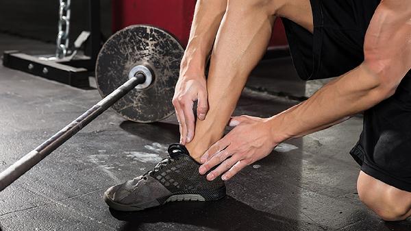 踝部扭伤肿痛发热怎么改善