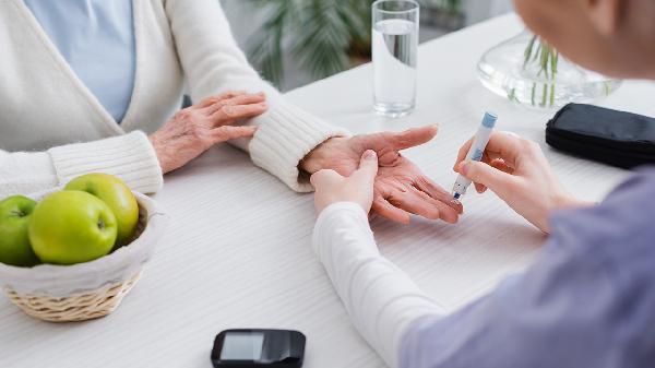 空腹血糖无法降低 或与多个因素有关 如何调理才能降下来