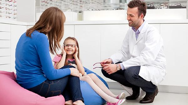 怎样改善眼皮下垂  改善眼皮下垂的4方法分享