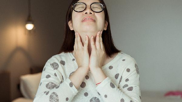 甲状腺FT4偏高的原因有哪些