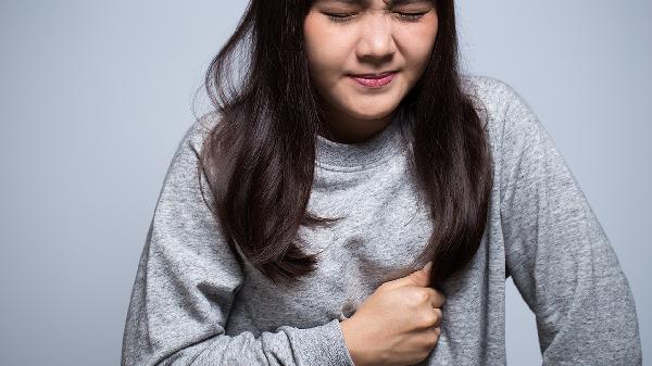 肋骨两侧发胀怎么办