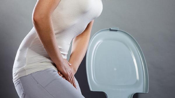 女性尿道疼痛小便刺痛怎么办