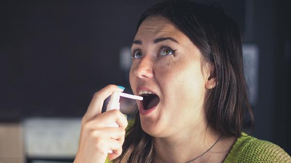 得了口腔溃疡不能吃什么