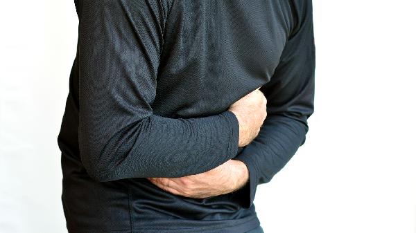 90岁老人得胆总管结石要怎么治疗