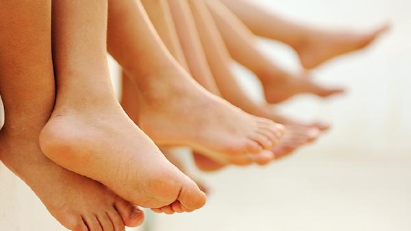 尿酸高脚肿怎么办 推荐尿酸高的四种消肿方法