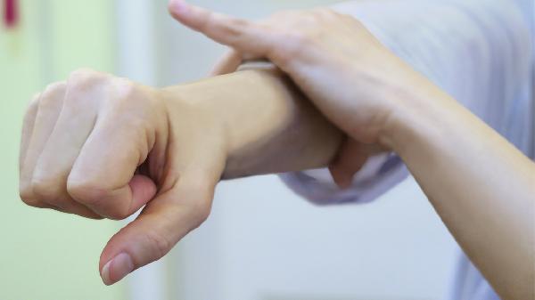 中医如何治疗尺神经损伤 揭秘尺神经损伤的三个中医治疗方案