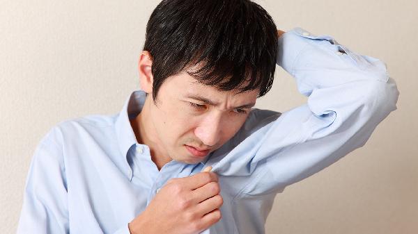 腋下淋巴结发炎怎么办 腋下淋巴结发炎的几个处理方法介绍