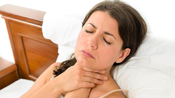 喉炎是扁桃体发炎吗